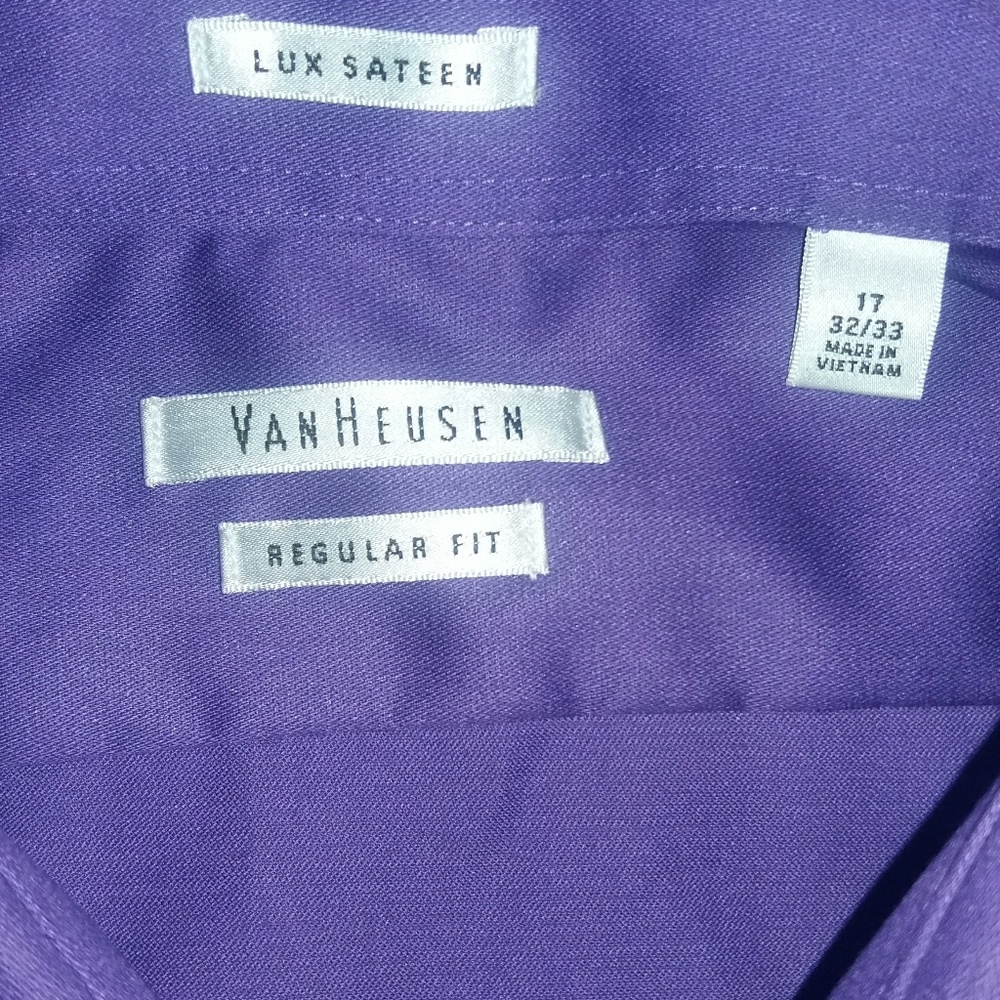 Van Huesen Lux Sateen Button Down